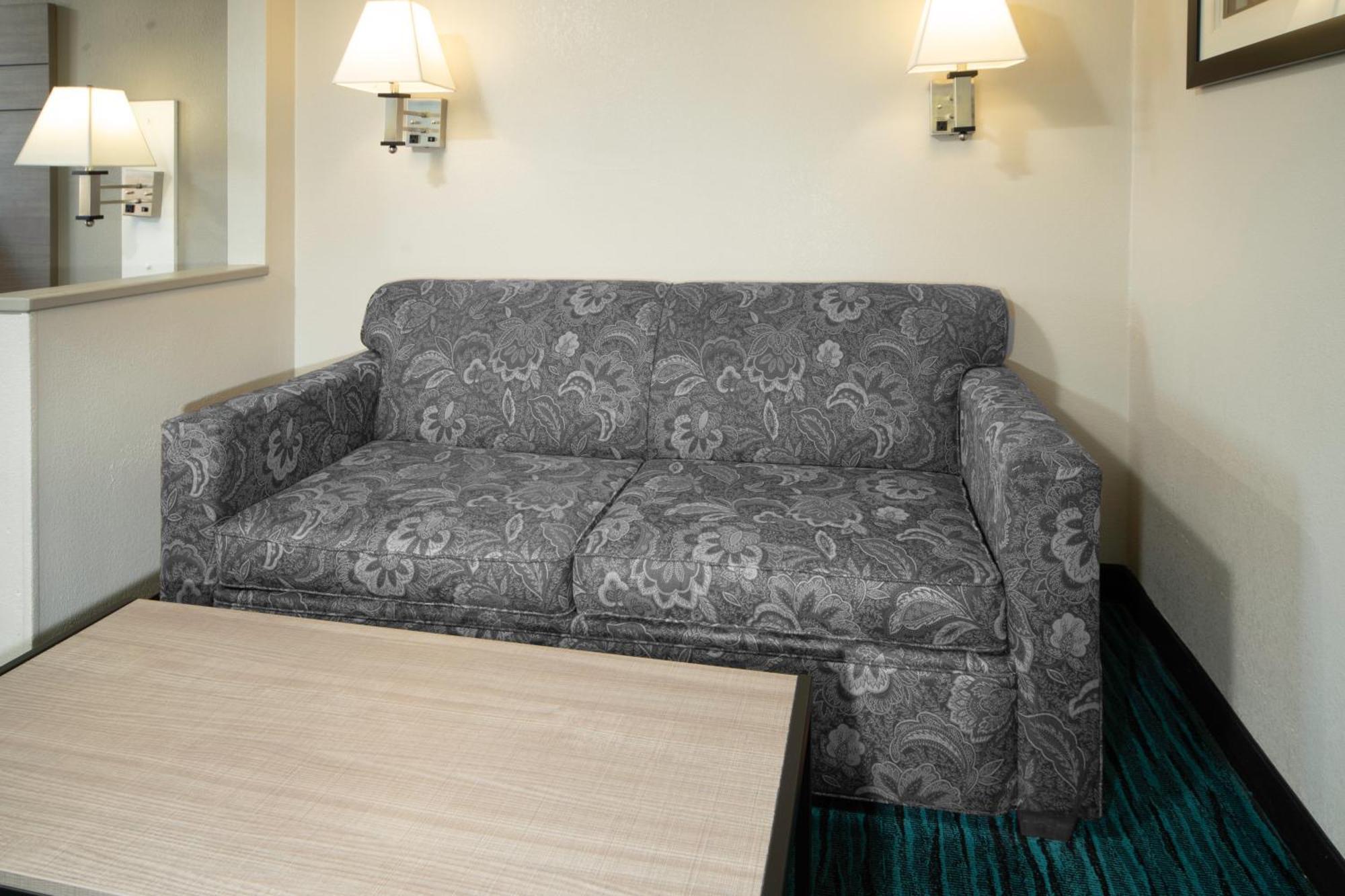 Bridgepointe Advantage By Bphotels Fremont Bagian luar foto