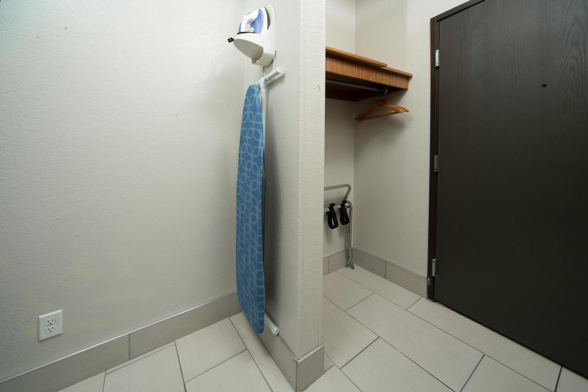 Bridgepointe Advantage By Bphotels Fremont Bagian luar foto