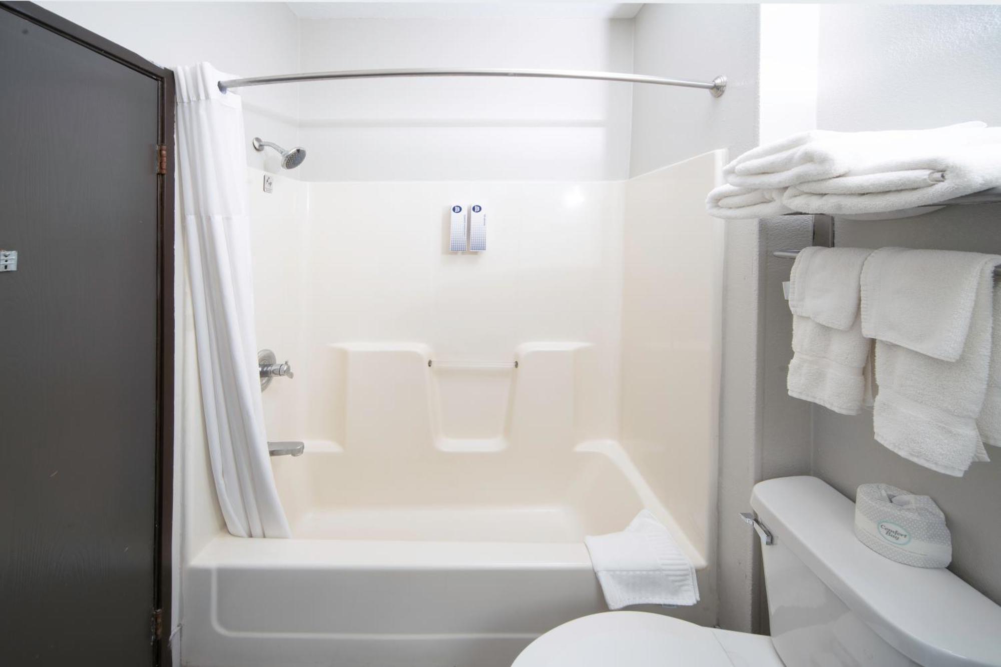 Bridgepointe Advantage By Bphotels Fremont Bagian luar foto