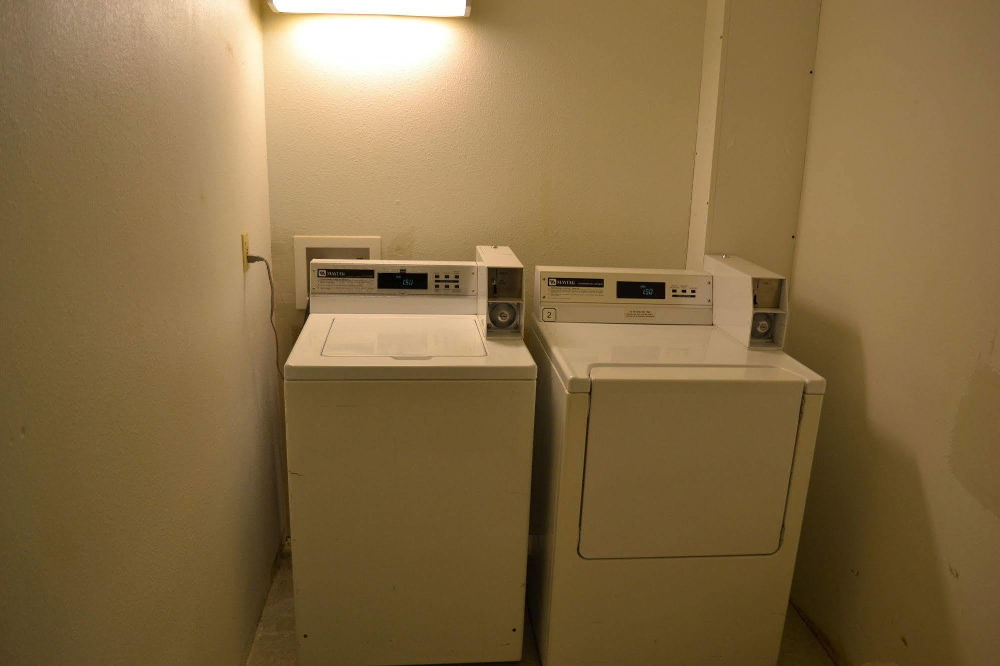 Bridgepointe Advantage By Bphotels Fremont Bagian luar foto
