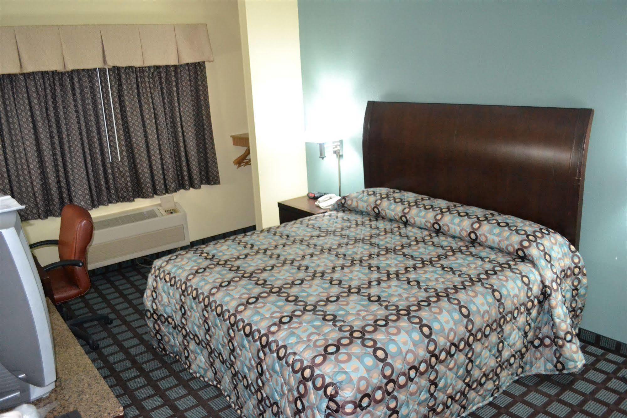 Bridgepointe Advantage By Bphotels Fremont Bagian luar foto