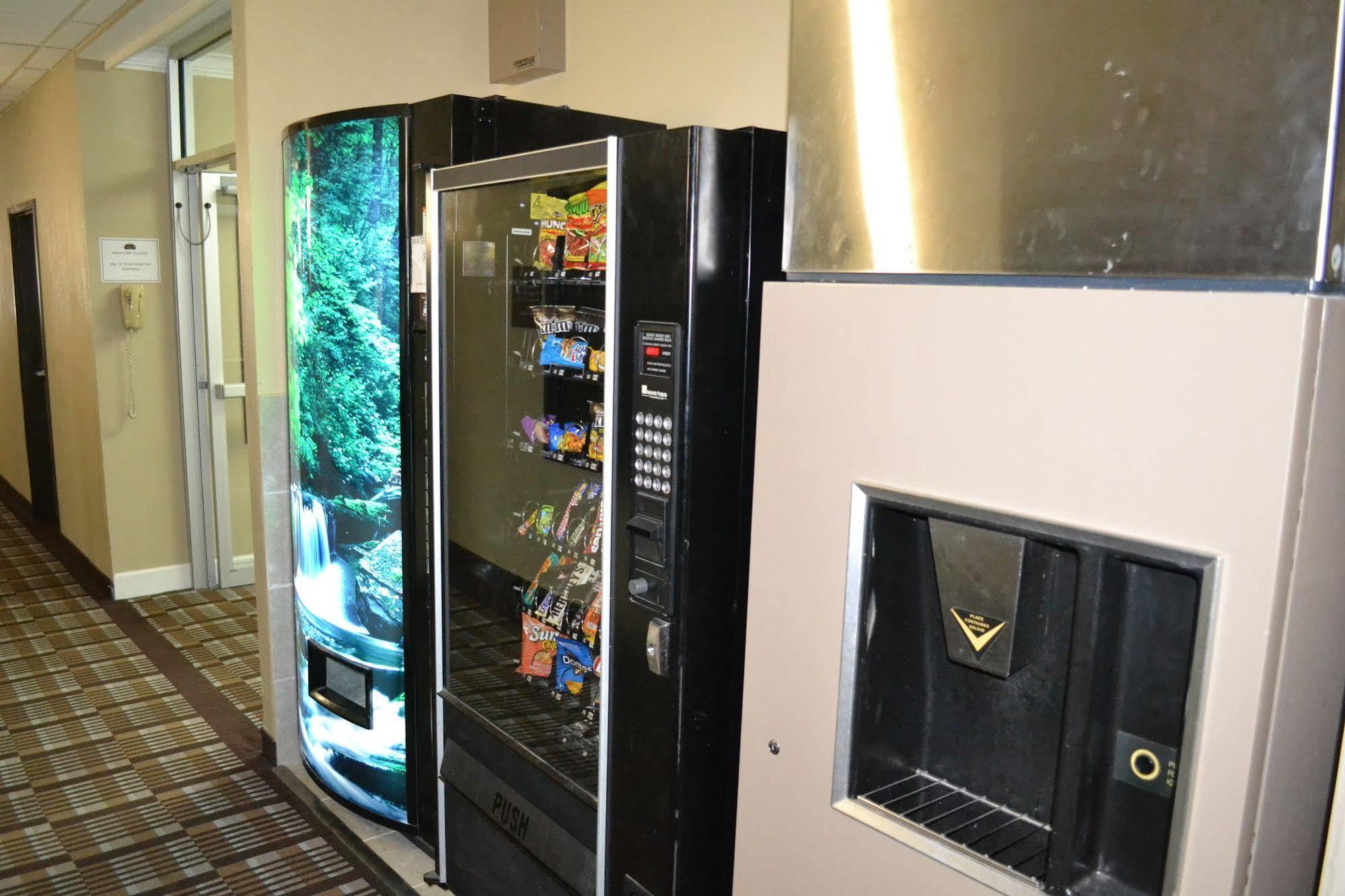 Bridgepointe Advantage By Bphotels Fremont Bagian luar foto